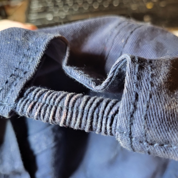 Baseball cap - Picture 2 of 3